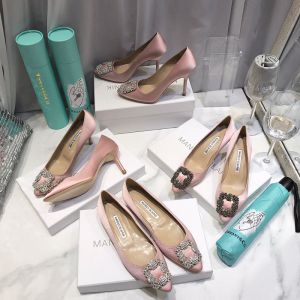 Manolo Blahnik Hangisi Pumps With Gunmetal Crystal Buckle Pink